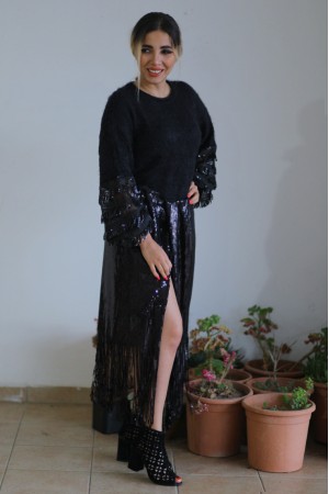 Black Sleeves Tulle Sequined Sweater